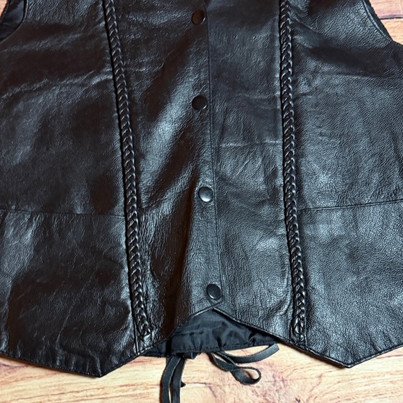 Black Leather Vest with Lace up and Braided Details. - Picture 4 of 11